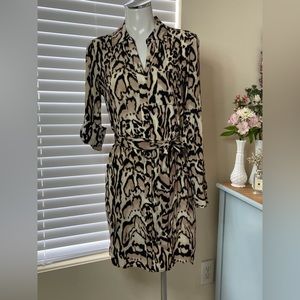 Diane Von Furstenberg DvF Prita animal print belted shirt dress size 4